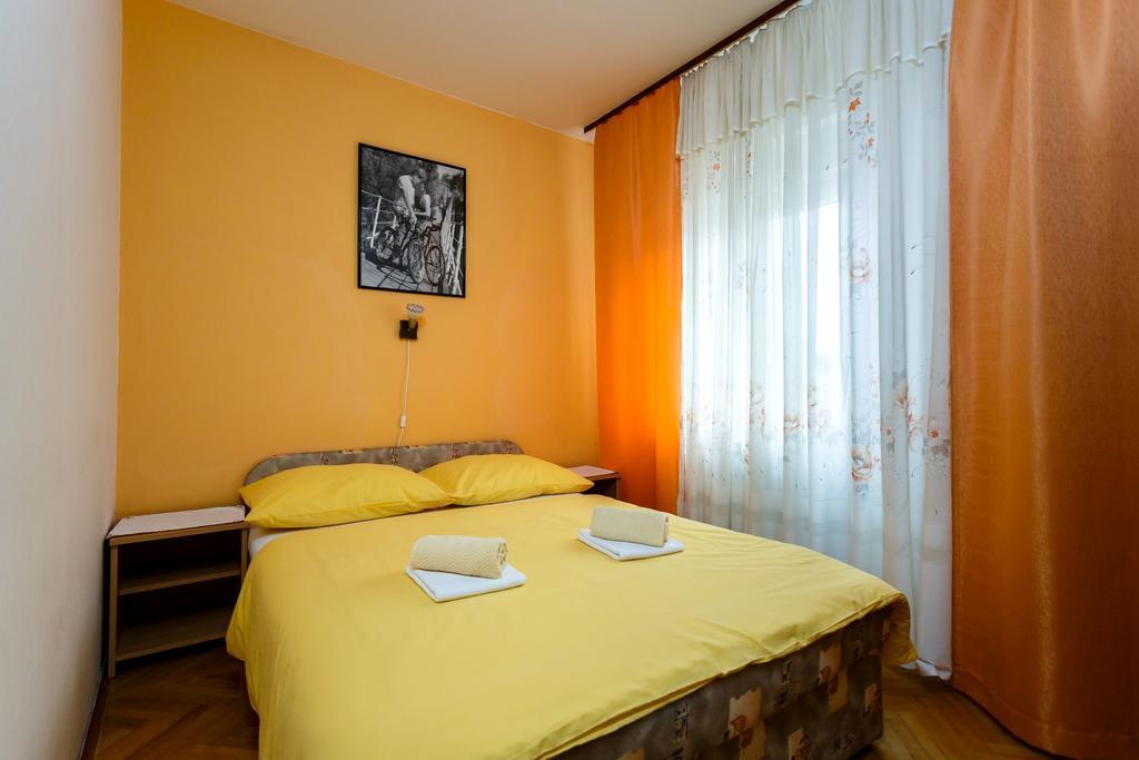 Apartment Meri Krk Town Luaran gambar